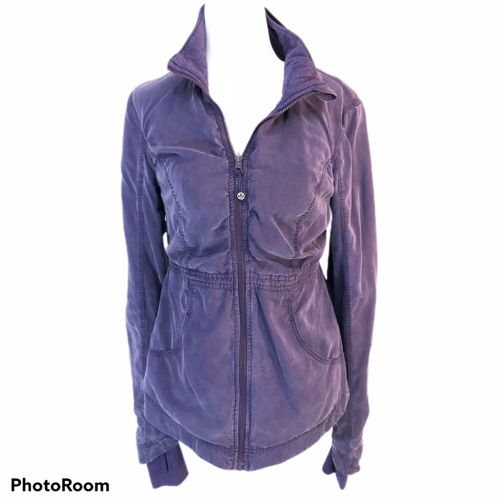 Lululemon Inner Peace jacket reversible grape - Picture 4 of 8